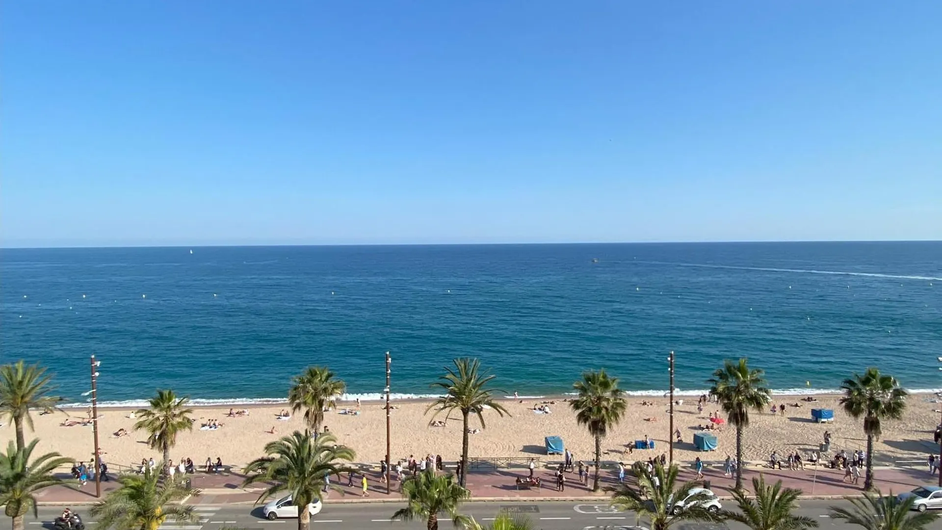 Mediterranean Apartment In Lloret De Mar Next To The Sea Spanien